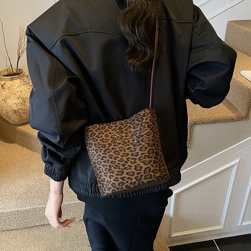 LEFTSIDE Design PU suede Leopa - Luxury Bags On Sale 评论和价格