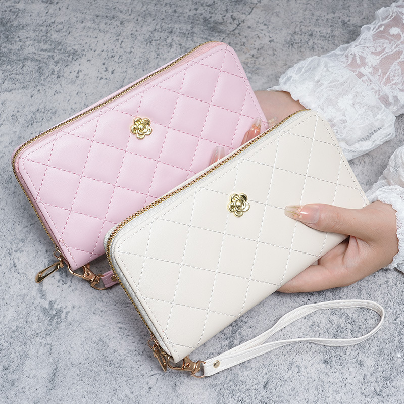 New Europe and the United Stat - Luxury Bags Europe 评论和价格