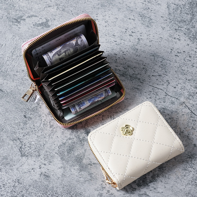 New Europe and the United Stat - Luxury Bags Europe 评论和价格