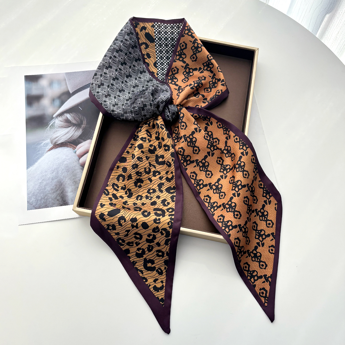 Leopard Printed Skinny Scarf F - Luxury Bags Design 评论和价格